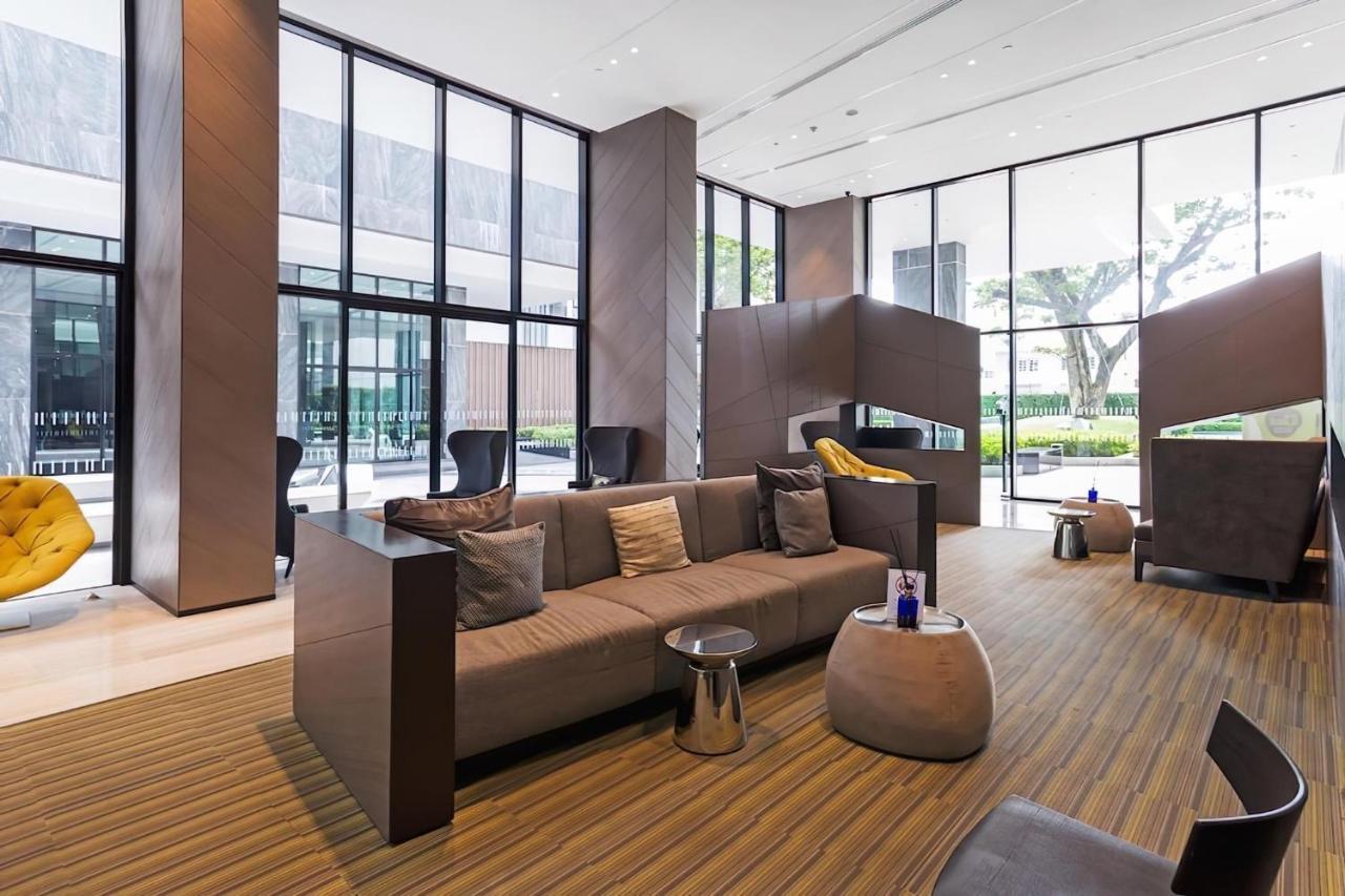 The Base Central Pattaya By Wwc Exterior photo